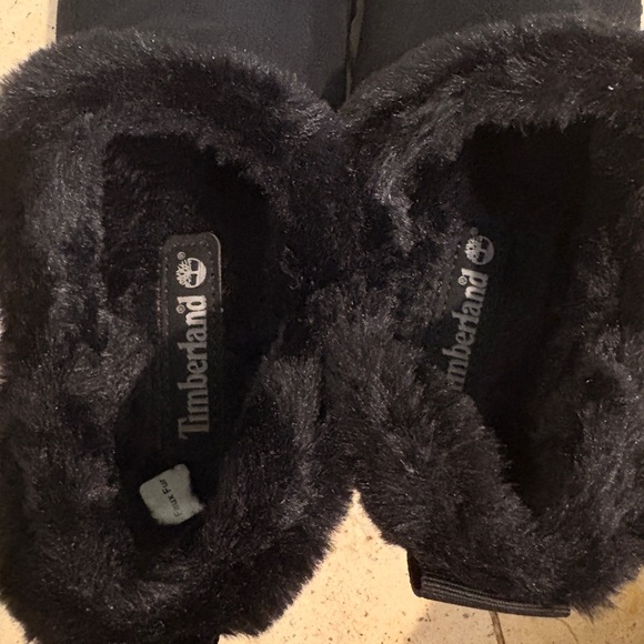 Timberland Black Fur-Lined Ankle Boots - Picture 4 of 6